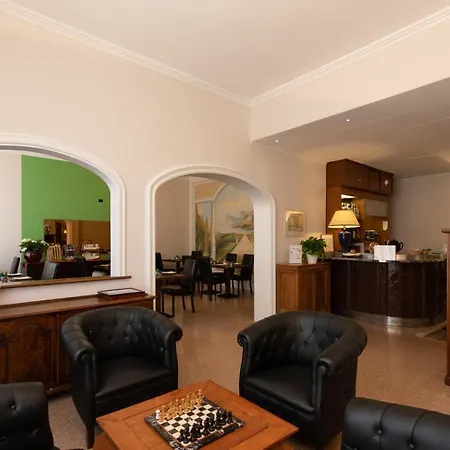 Dei Tigli Hotel 3*