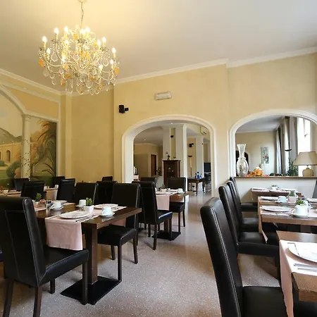 Hotel Dei Tigli Angera