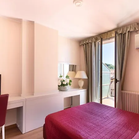 Dei Tigli Hotel 3*