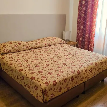 Отель Dei Tigli 3*