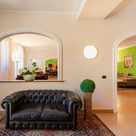 Dei Tigli Hotel 3*
