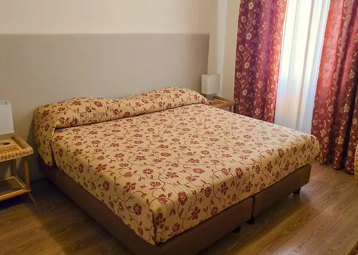 Отель Dei Tigli 3*